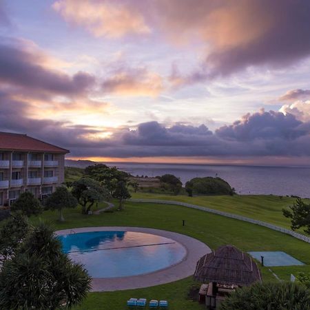 The Southern Links Resort Hotel Yaese Exterior photo