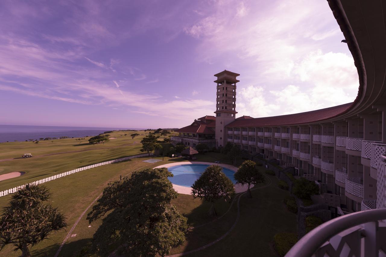 The Southern Links Resort Hotel Yaese Exterior photo