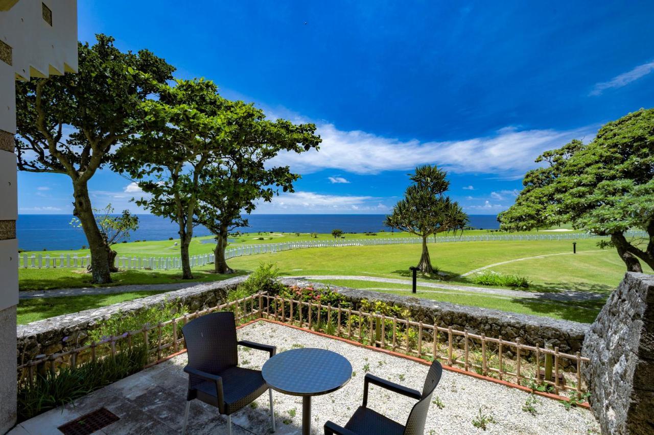 The Southern Links Resort Hotel Yaese Exterior photo